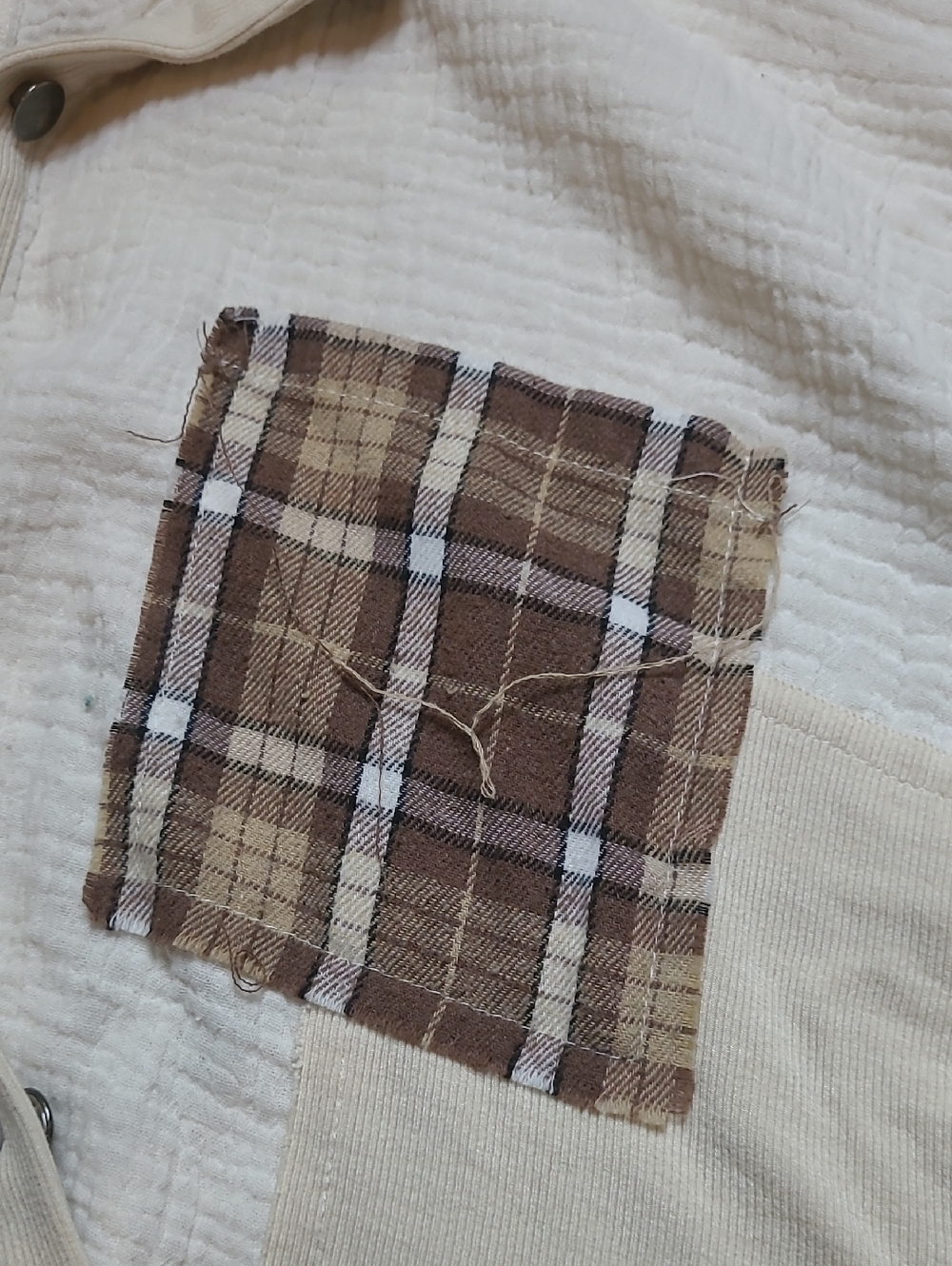 POL Patchwork Flannel - Picture 12 of 13